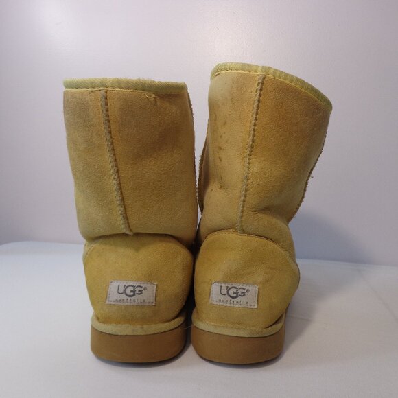 UGG Women's Classic Short II Boots Mustard Color Size 10 - Picture 4 of 8